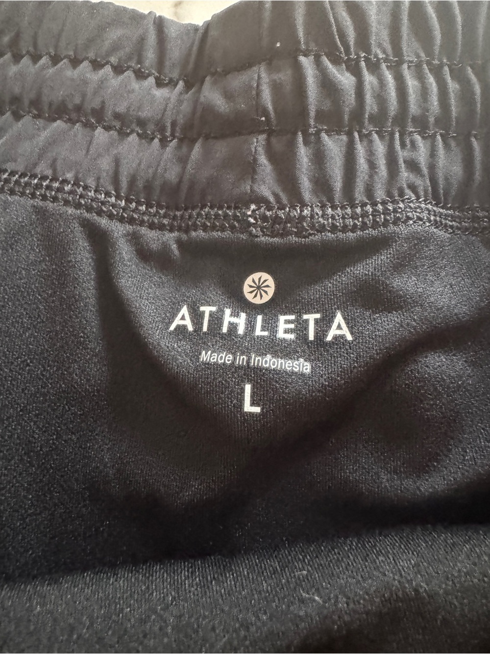 Athleta Racer Run Shorts 4 in Black
size large - Picture 3 of 10
